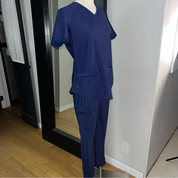Form by Cherokee Women’s Navy Blue Scrub Set – Top & Bottom - Picture 2 of 13